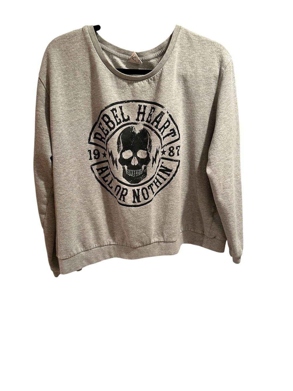 tokyo Darling Gray Skull Graphic Crewneck Sweatshirt